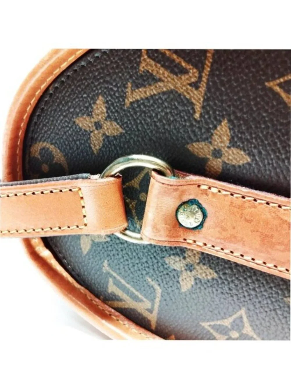 Authentic Louis Vuitton Marne Monogram Crossbody Shoulder Bag